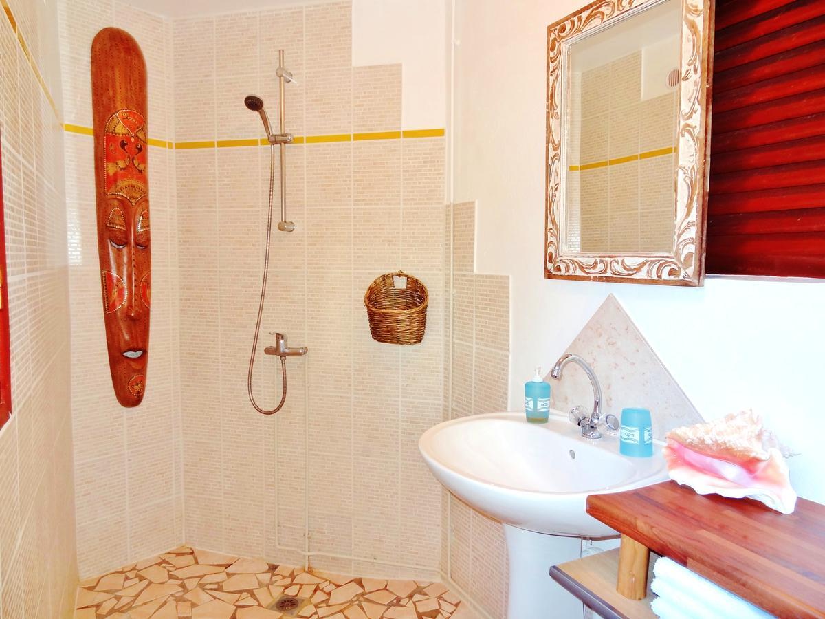 Domaine Saint Francois Hotel Esterno foto