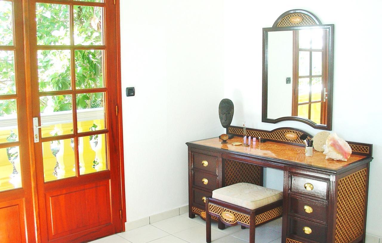 Domaine Saint Francois Hotel Esterno foto